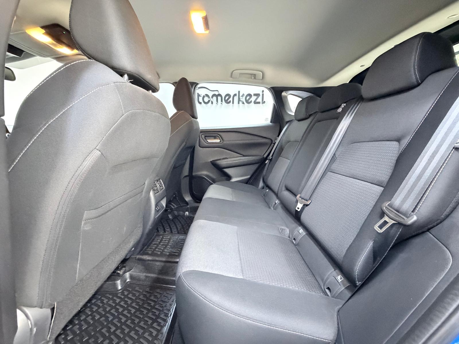 NISSAN QASHQAI 5